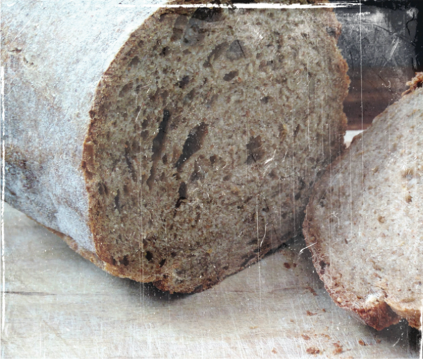 pane con farina di grani antichi